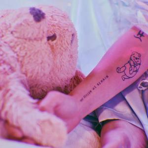 少年潘金莲的奶头好大
