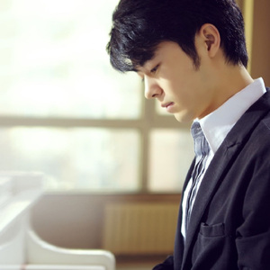 少年潘金莲的奶头好大
